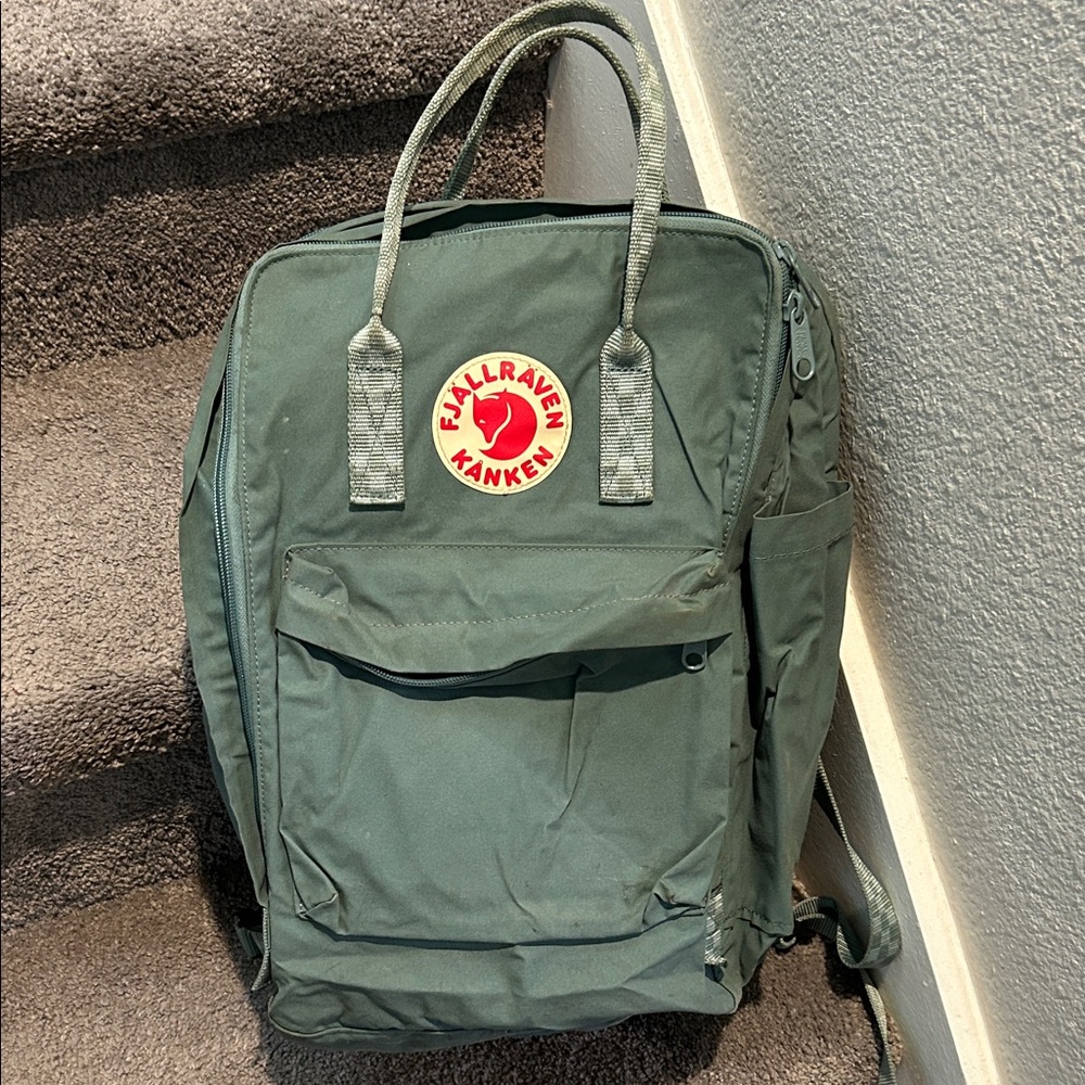 Kånken Green Backpack